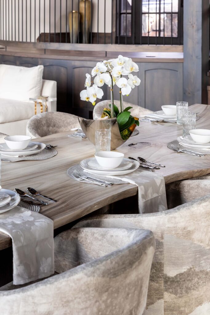 elegant table setting idea