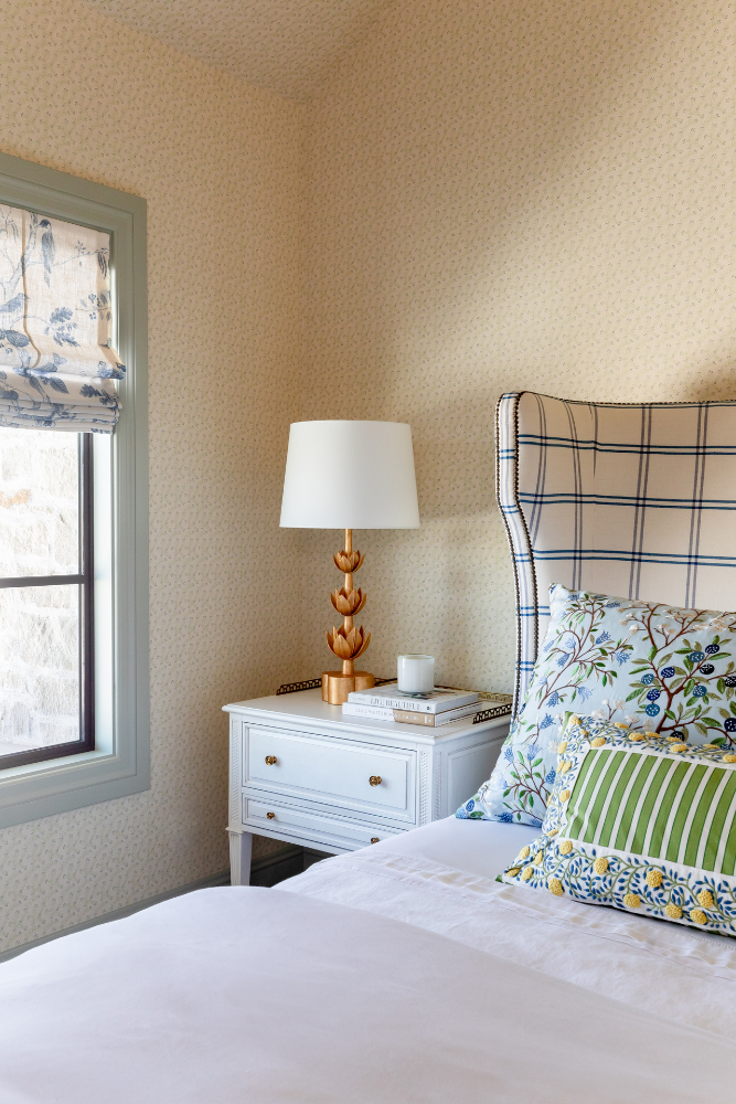 The Floral Wallcoverings Of Laurel Creek - Bond Design Company The Floral Wallcoverings Of Laurel Creek - Bond Design Company