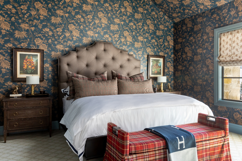 The Floral Wallcoverings Of Laurel Creek - Bond Design Company The Floral Wallcoverings Of Laurel Creek - Bond Design Company