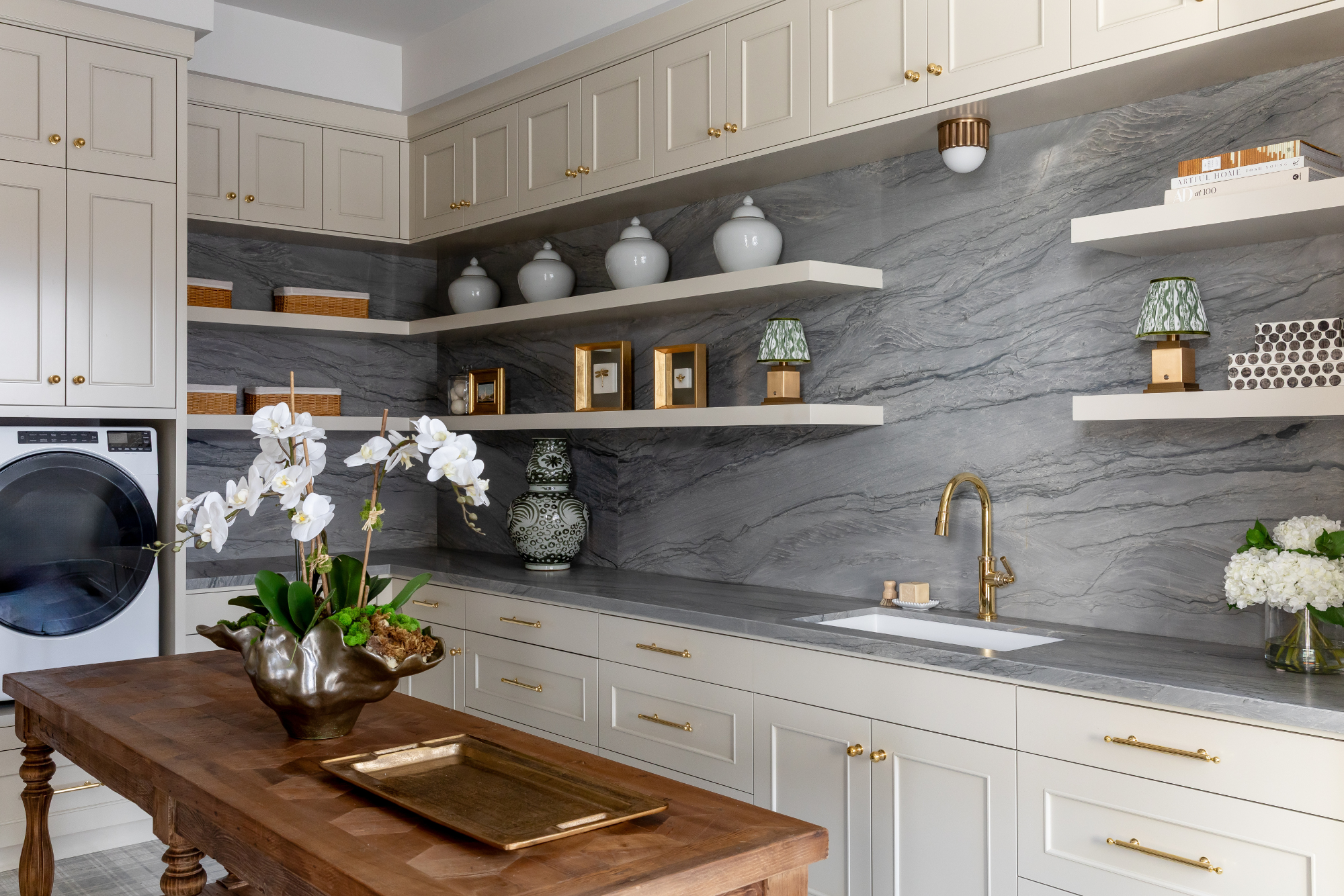 Laurel Creek, Paint Guide Benjamin Moore, Sherwin Williams, Farrow & Ball, Bond Design Company